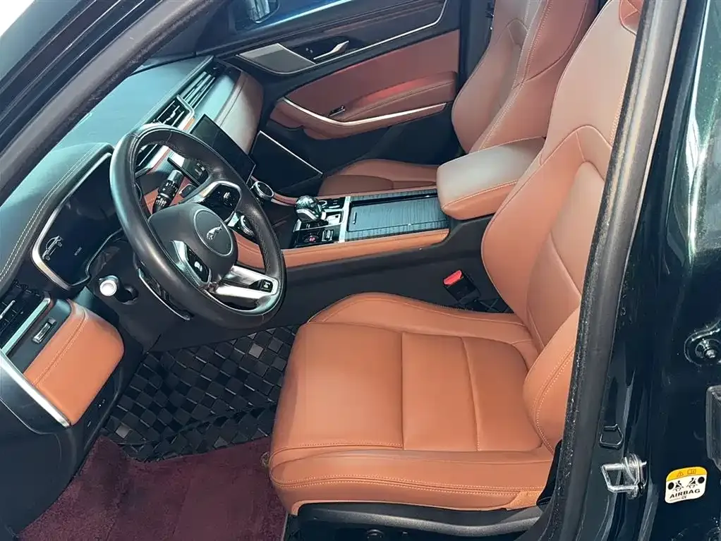 Jaguar XFL 2023 из CN, фото 9