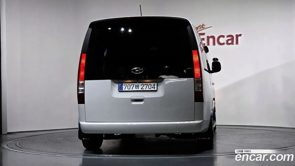 Hyundai Staria 2023 из KR, фото 4