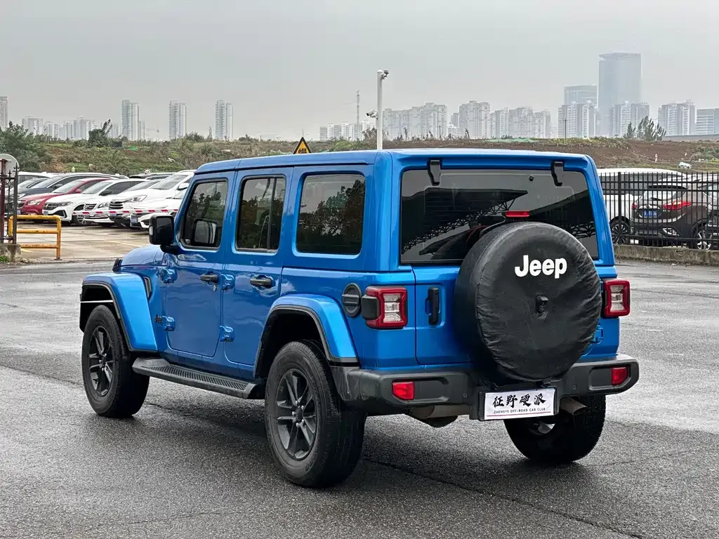 Jeep Wrangler 2023 из CN, фото 9