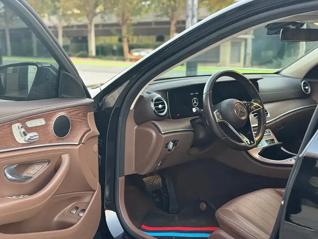 Mercedes-Benz E-Class New Energy — фото 4