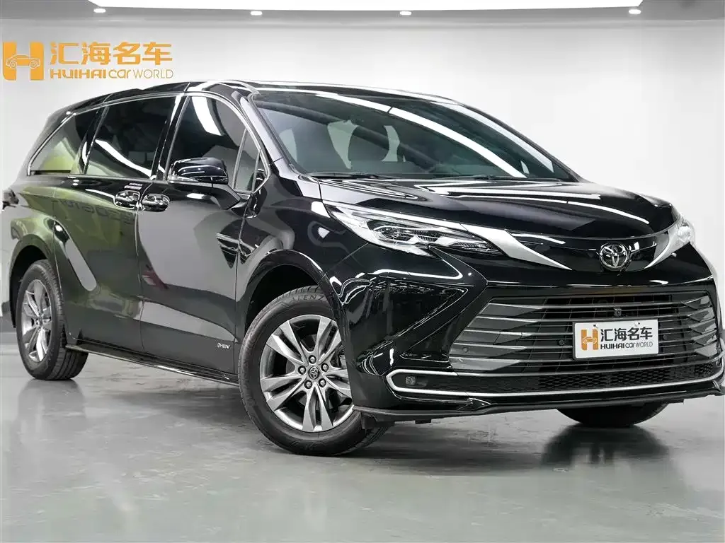 Toyota Sienna 2025 из CN, фото 3
