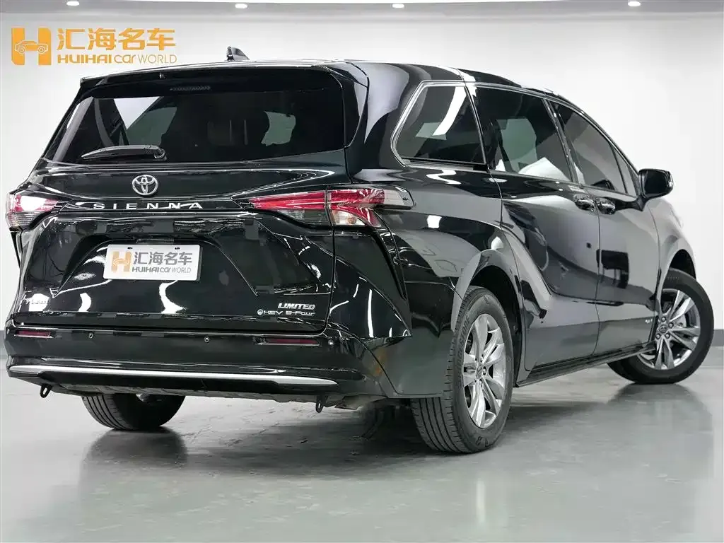 Toyota Sienna 2025 из CN, фото 6