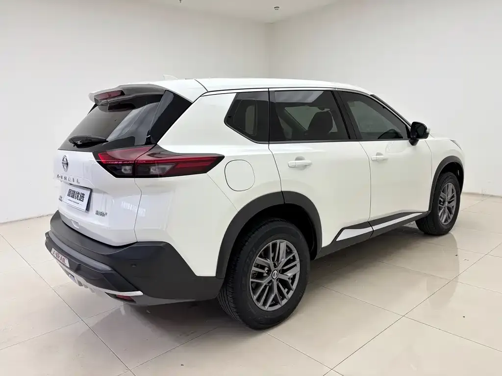 Nissan X-Trail 2021 из CN, фото 4
