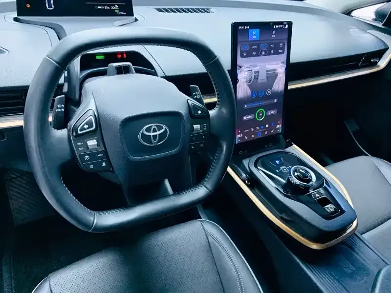Toyota bZ3 2023 из CN, фото 4