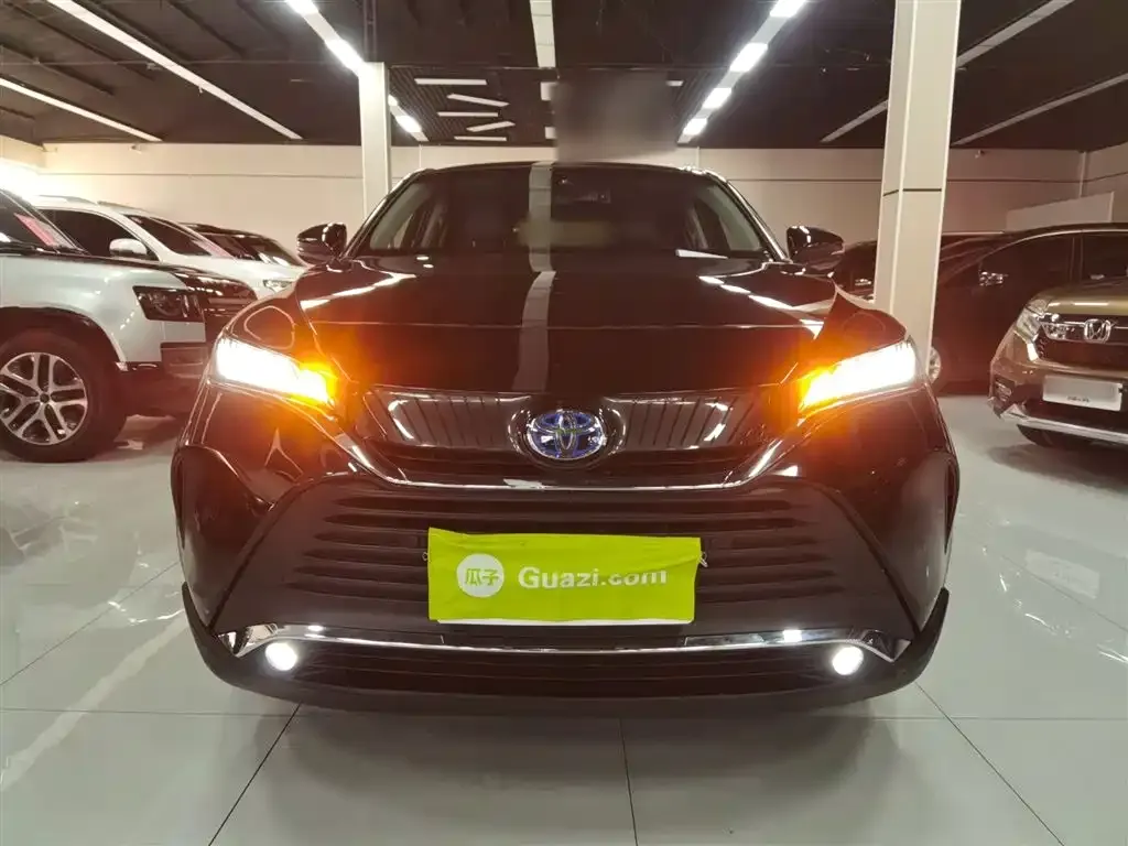 Toyota Harrier 2022 из CN, фото 3