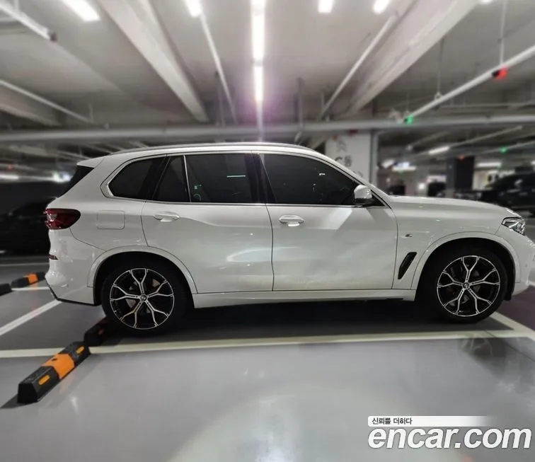 BMW X5 — фото 1