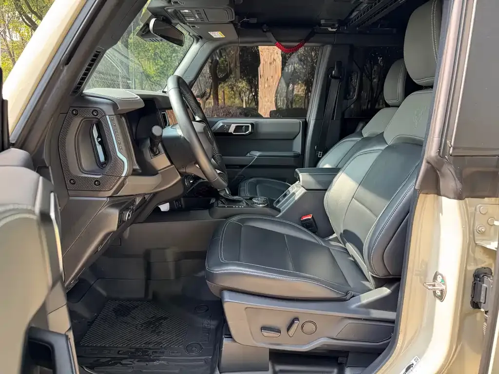 Ford Bronco 2025 из CN, фото 8