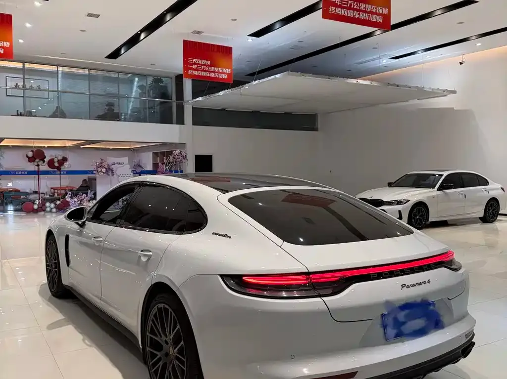 Porsche Panamera 2025 из CN, фото 2