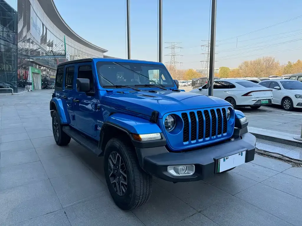 Jeep Wrangler PHEV 2022 из CN, фото 3