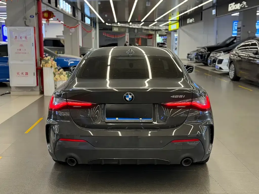 BMW 4 Series 2023 из CN, фото 8