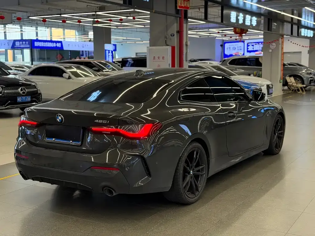 BMW 4 Series 2023 из CN, фото 9