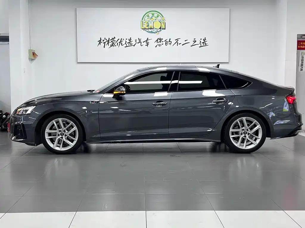 Audi A5 (Import) — фото 2
