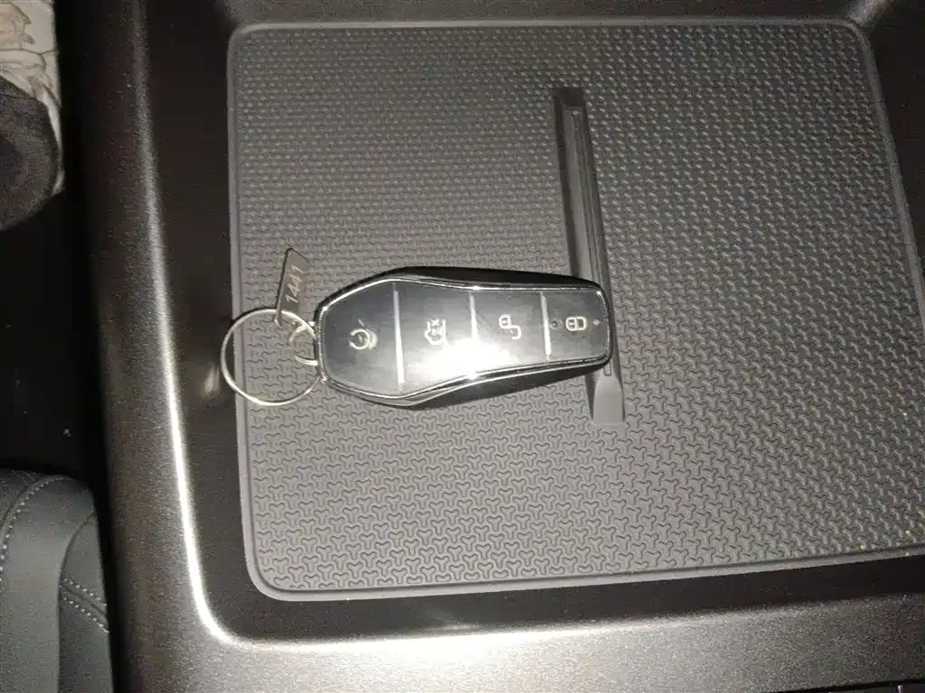 BYD Qin PLUS 2025 из CN, фото 9