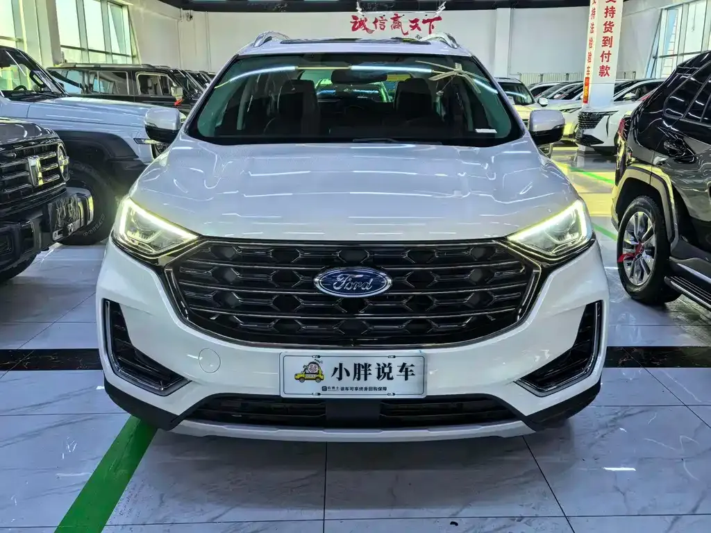 Ford Edge 2022 из CN, фото 2