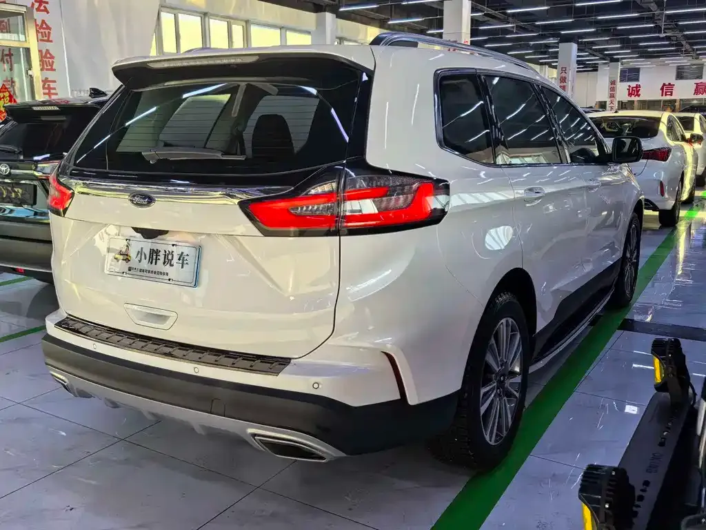 Ford Edge 2022 из CN, фото 4