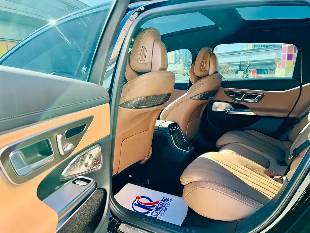 Mercedes-Benz E-Class 2024 из CN, фото 9