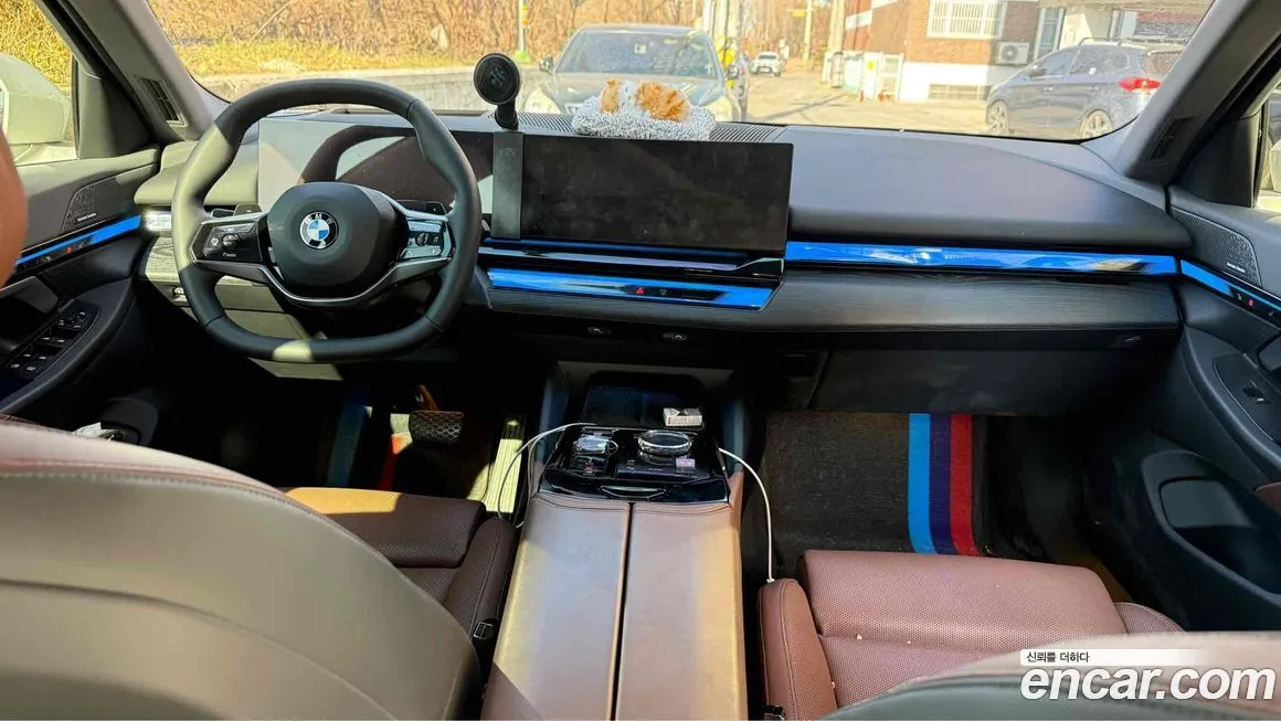 BMW 5-Series 2024 из KR, фото 3