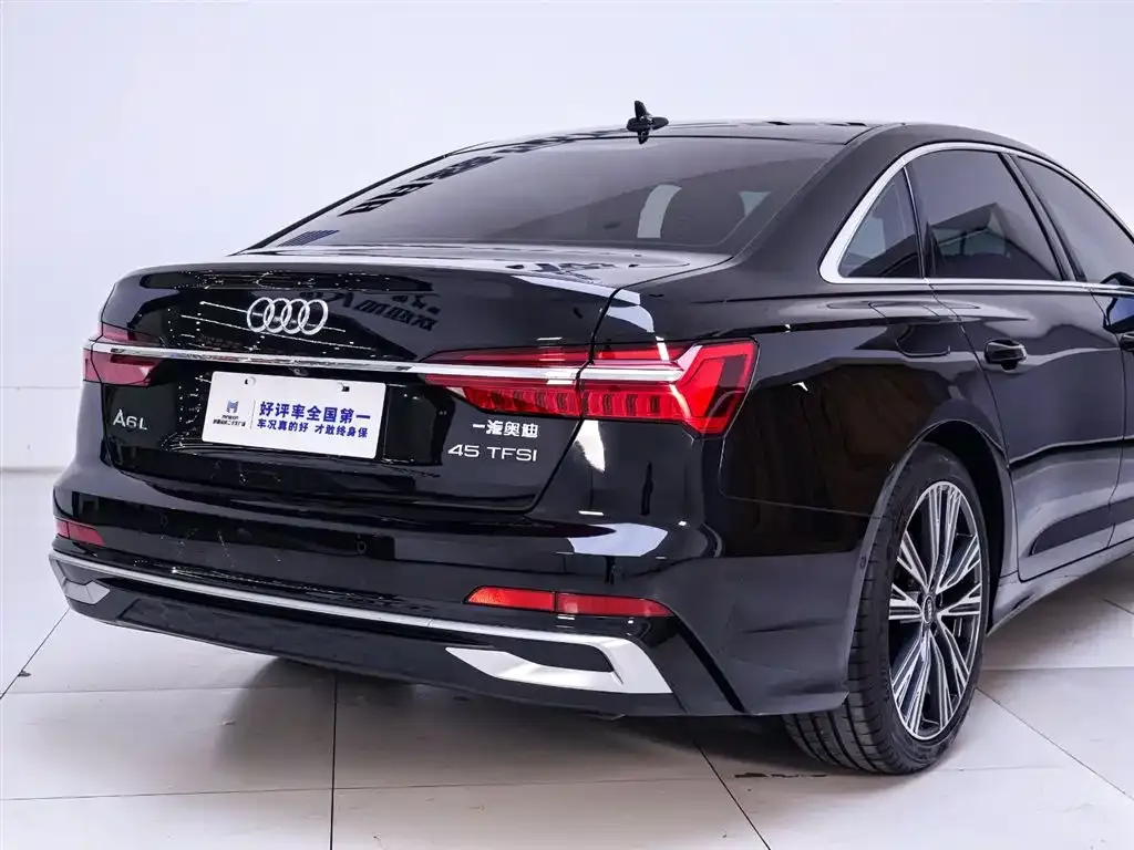 Audi A6L 2024 из CN, фото 8