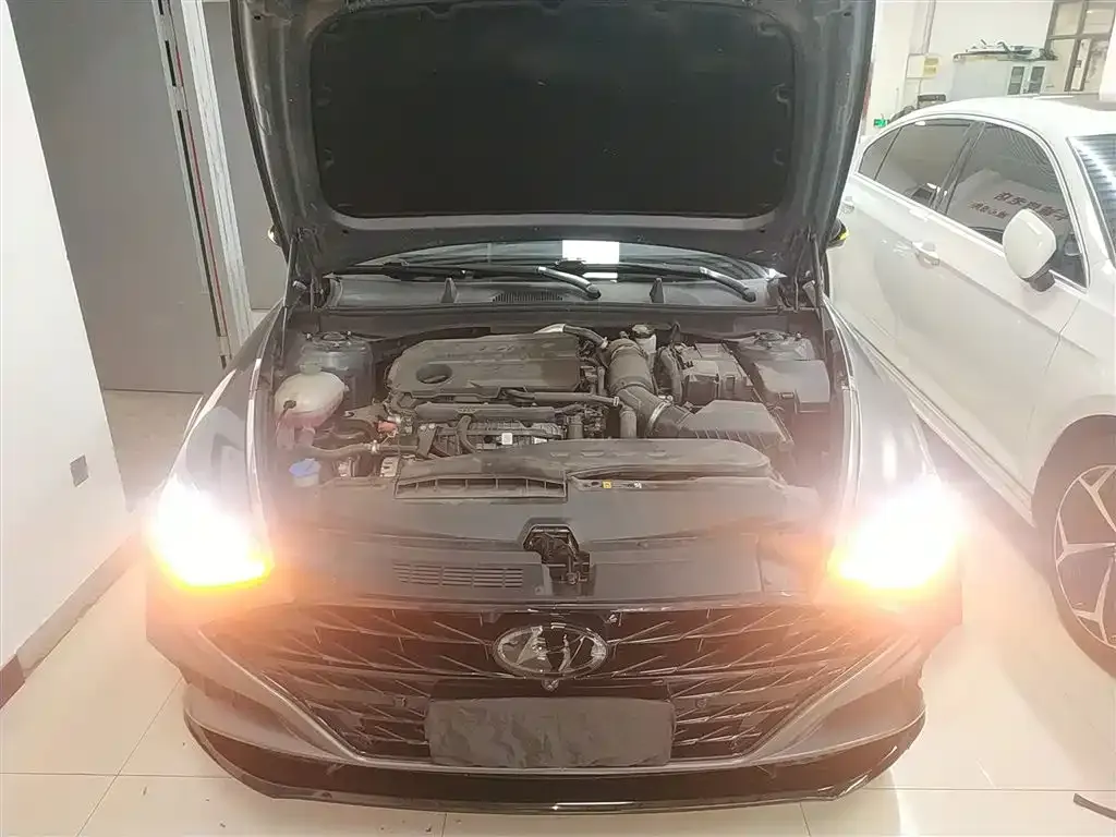 Hyundai Sonata 2023 из CN, фото 10