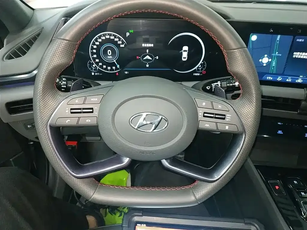 Hyundai Sonata 2023 из CN, фото 3