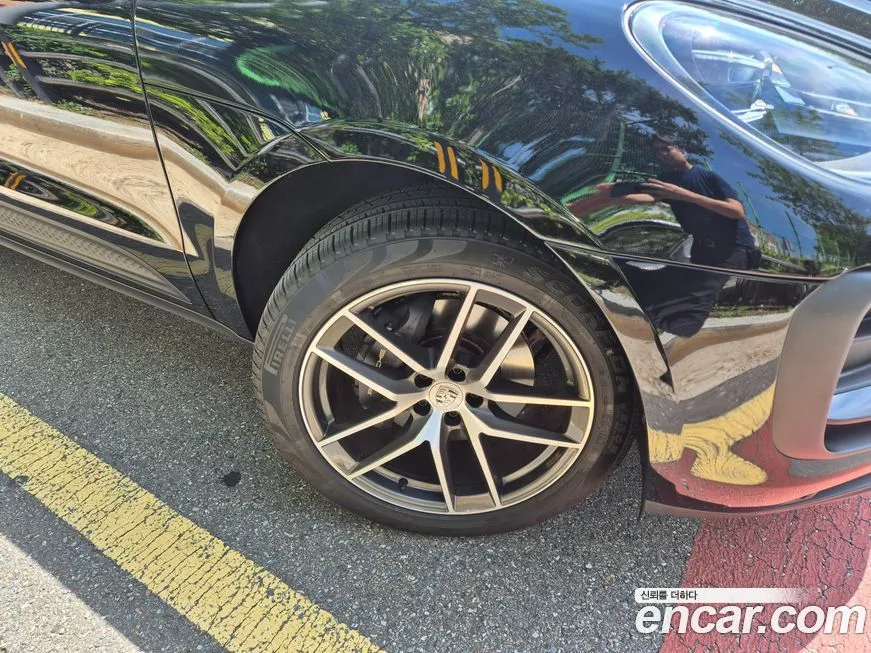 Porsche Macan 2024 из KR, фото 5