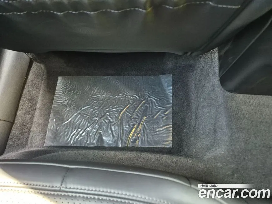 Porsche Macan 2024 из KR, фото 8