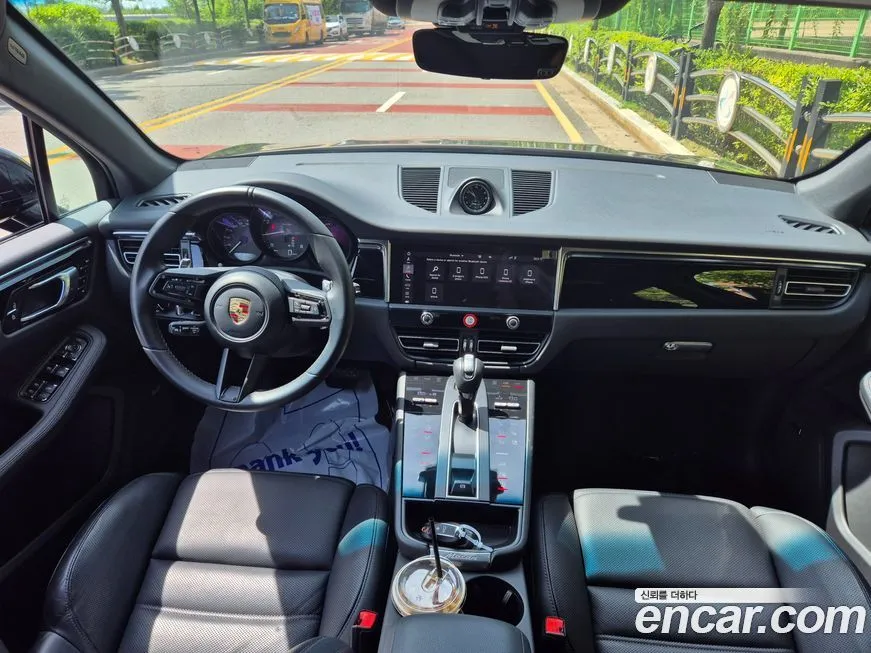 Porsche Macan 2024 из KR, фото 9