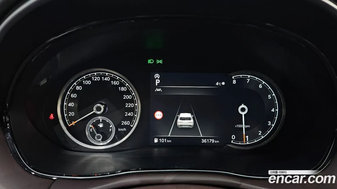 Genesis GV70 — фото 8
