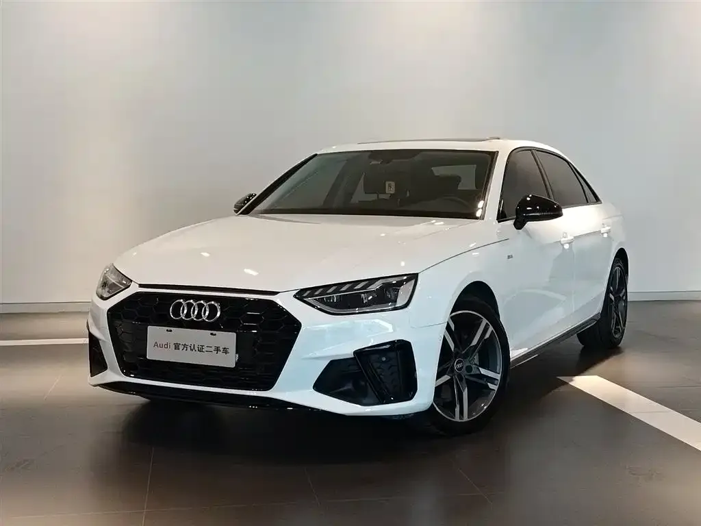 Audi A4L 2022 из CN, фото 1