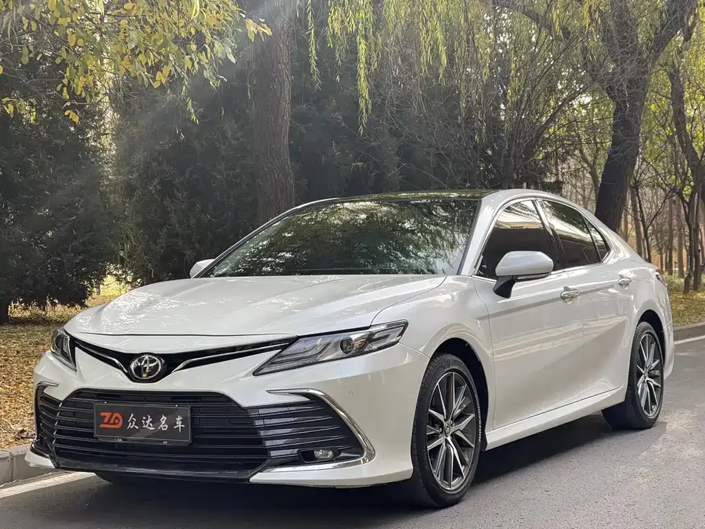 Toyota Camry 2022 из CN, фото 1