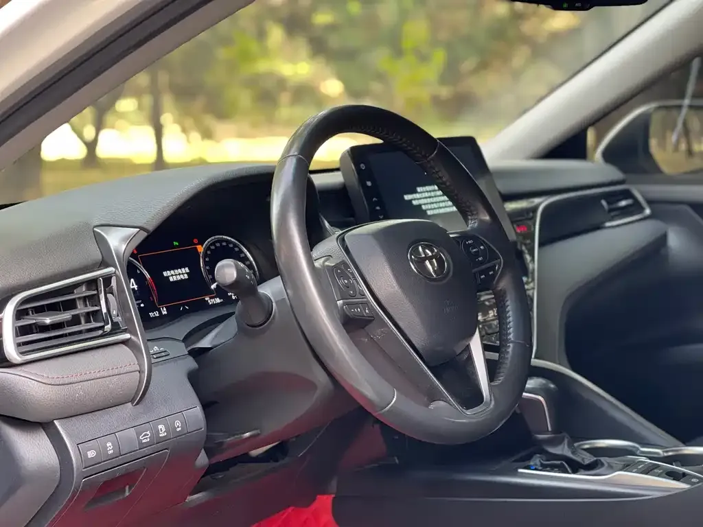 Toyota Camry 2022 из CN, фото 4