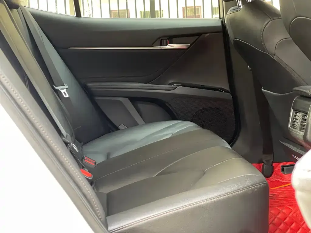 Toyota Camry 2022 из CN, фото 7