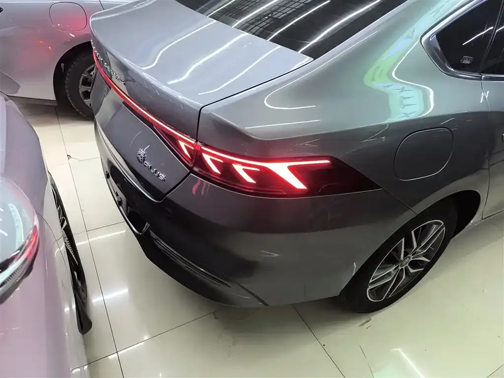 BYD Qin PLUS 2023 из CN, фото 8