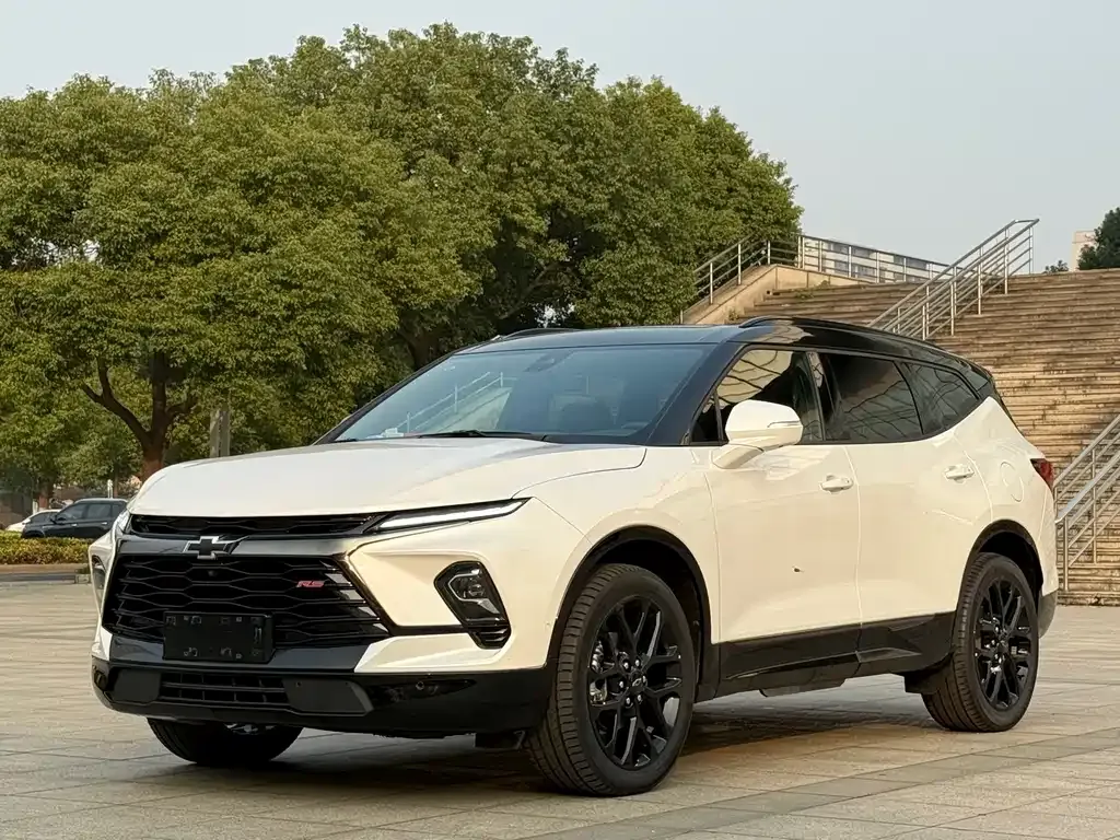 Chevrolet Blazer 2025 из CN, фото 2