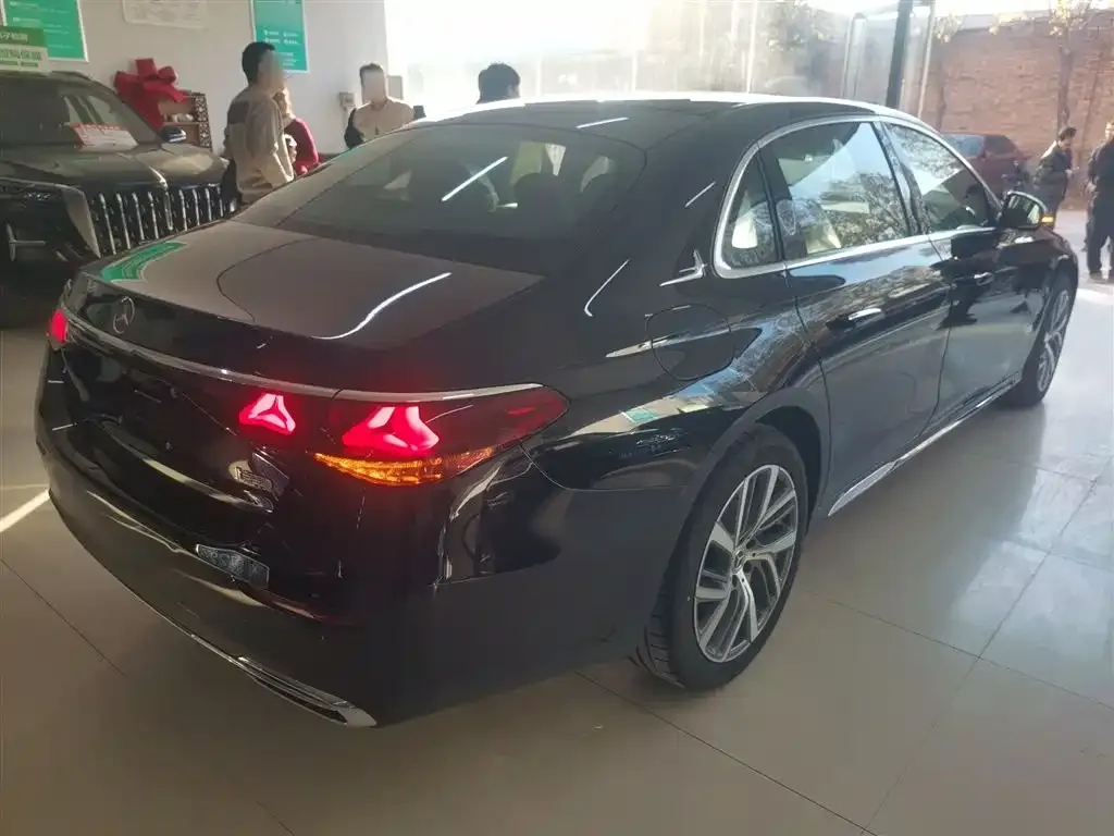 Mercedes-Benz E-Class 2025 из CN, фото 7