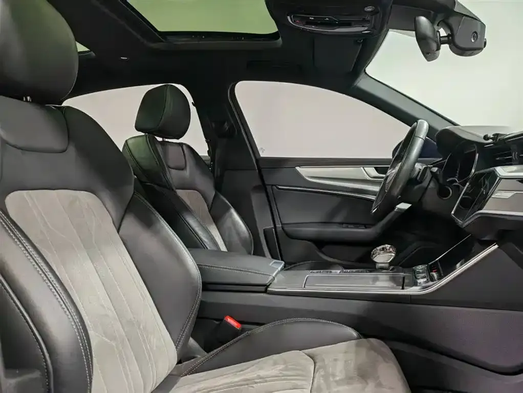 Audi A6L 2024 из CN, фото 8