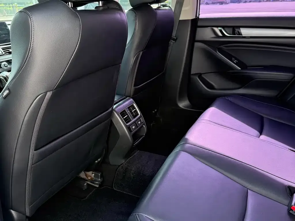 Honda Accord 2022 из CN, фото 9