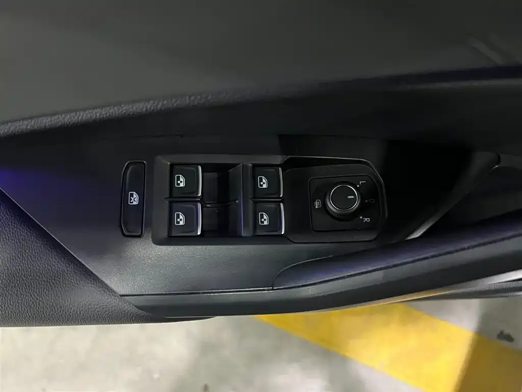 Volkswagen Sagitar 2022 из CN, фото 9