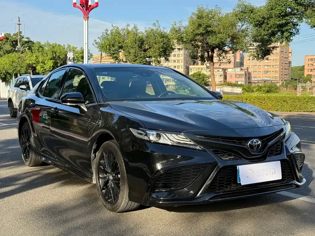 Toyota Camry 2022 из CN, фото 3