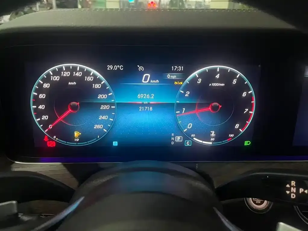 Mercedes-Benz E-Class 2023 из CN, фото 5