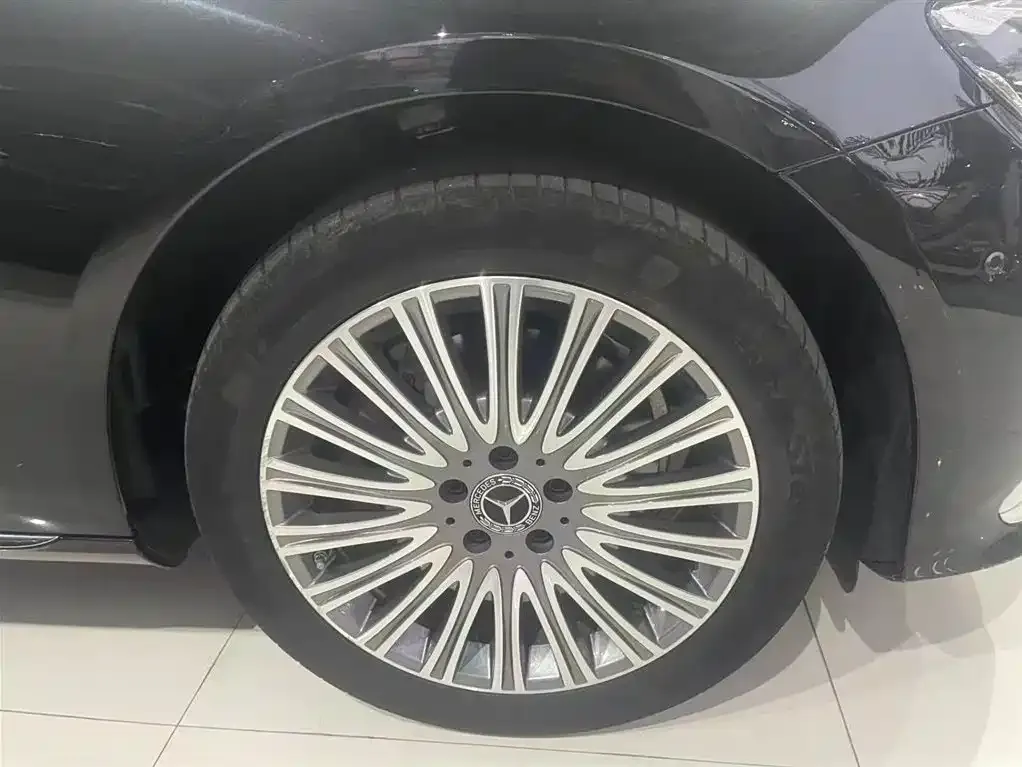 Mercedes-Benz E-Class 2023 из CN, фото 7