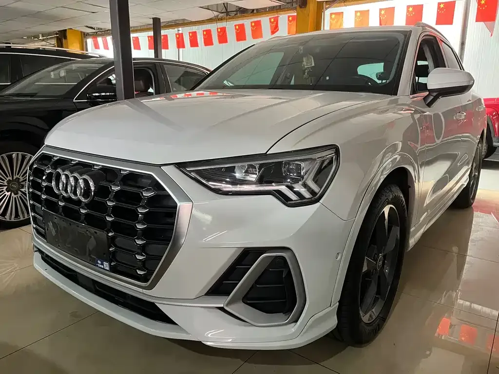 Audi Q3 2022 из CN, фото 1