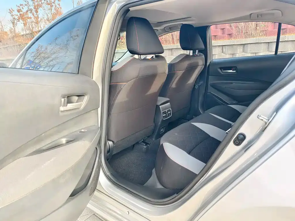 Toyota Corolla 2021 из CN, фото 8