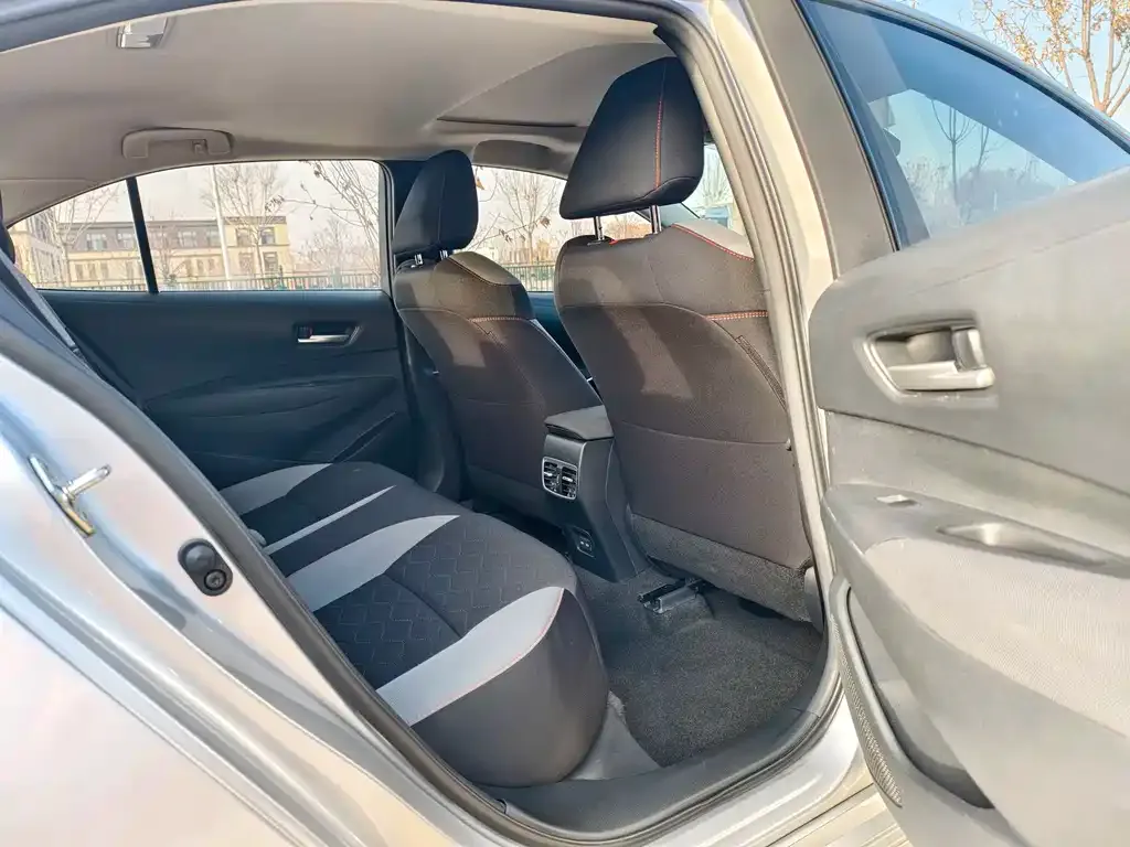 Toyota Corolla 2021 из CN, фото 9