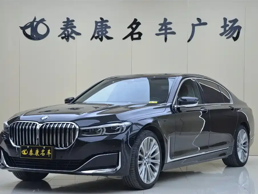 BMW 7 Series 2022 из CN, фото 1