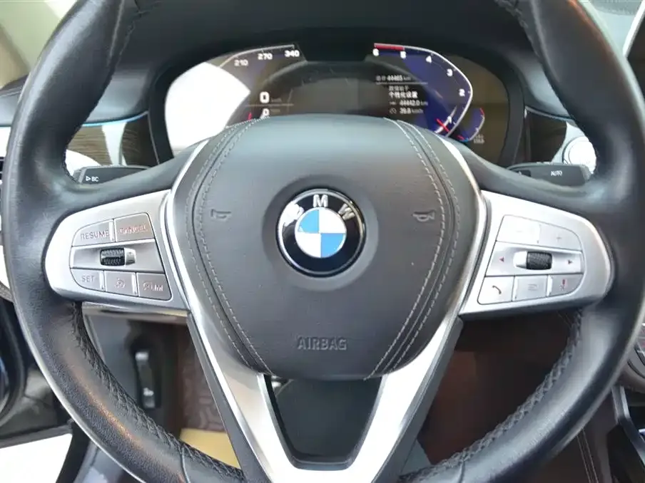 BMW 7 Series 2022 из CN, фото 9