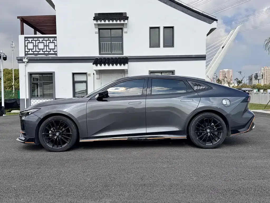 Changan UNI-V 2023 из CN, фото 4