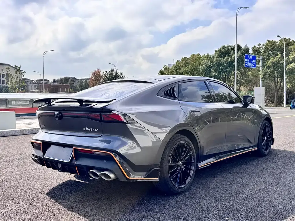 Changan UNI-V 2023 из CN, фото 7