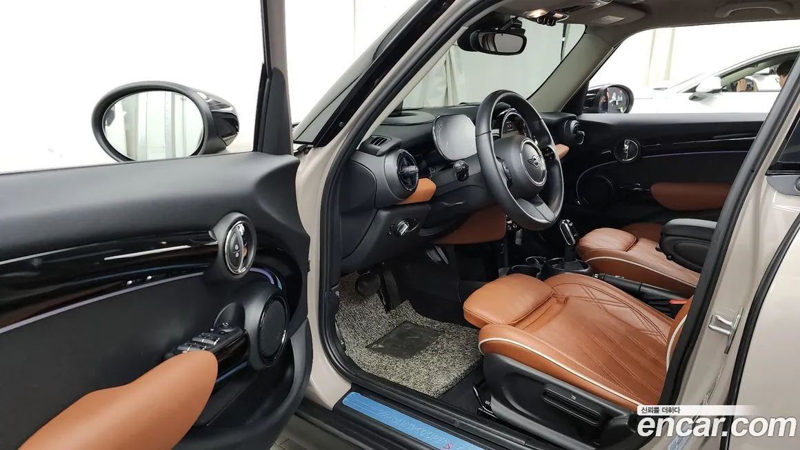 Mini Cooper 2023 из KR, фото 10