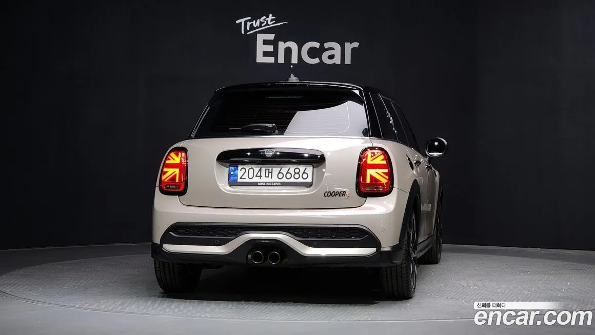 Mini Cooper 2023 из KR, фото 4